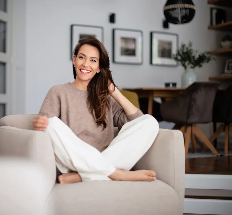 01_AdobeStock_546299081_sepy