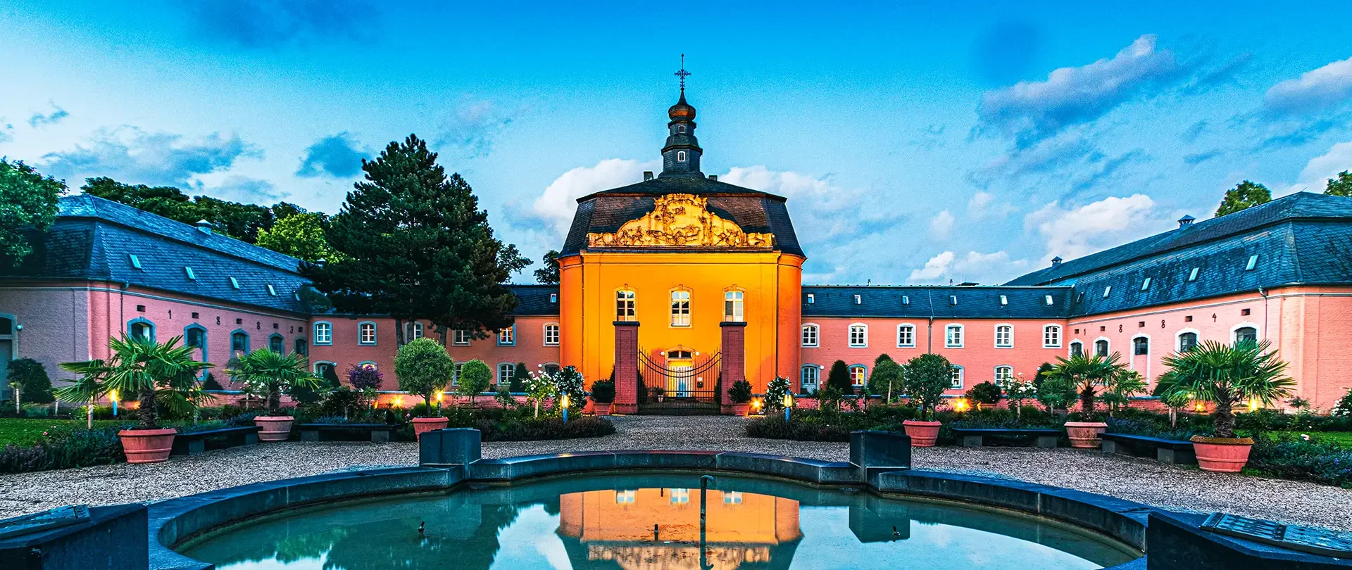 Moenchengladbach_1920x810_AdobeStock_453515156